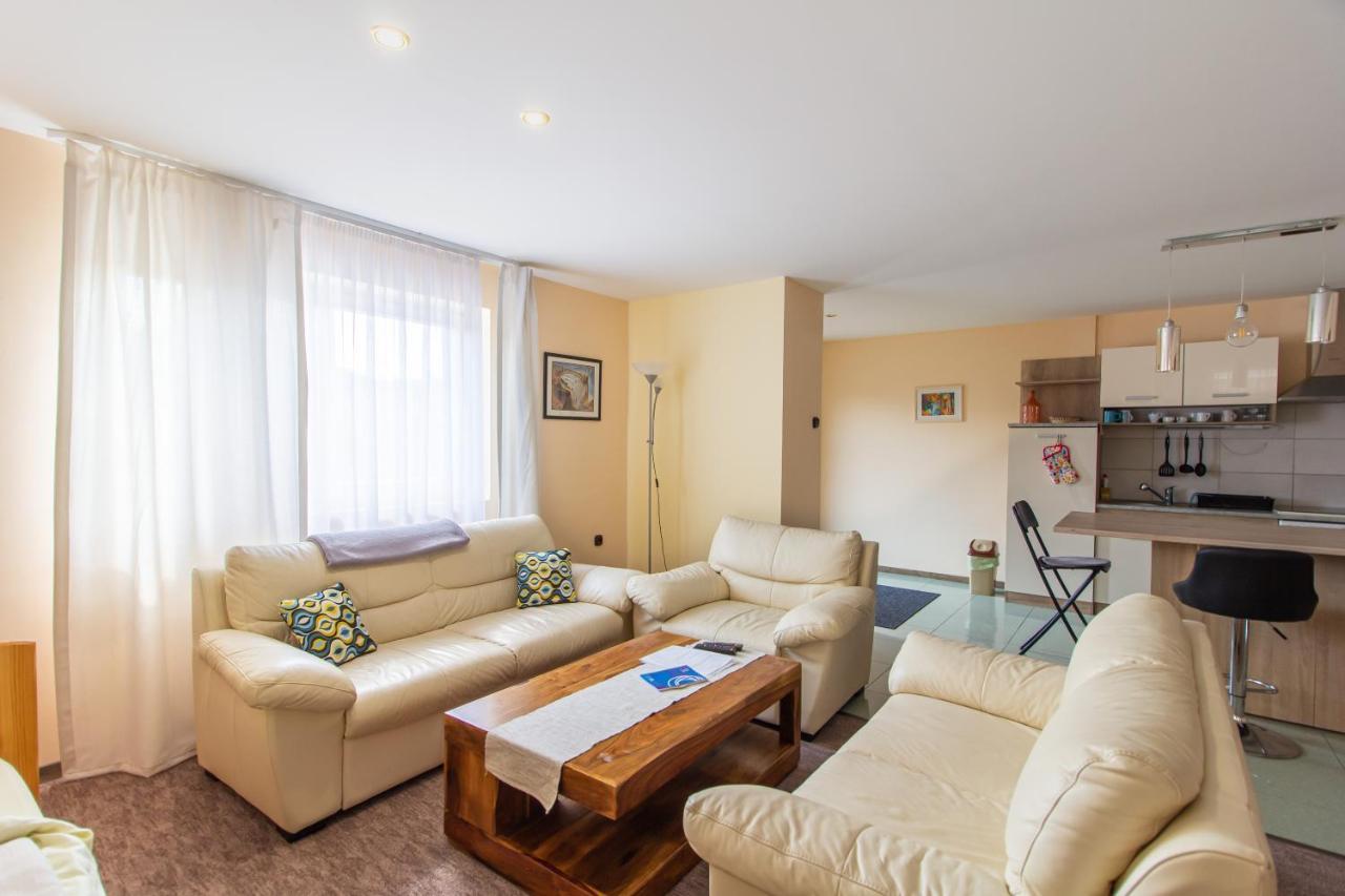 Deli Terasz B Apartman Free Parking, Self-Check-In Anytime Ráb Exteriér fotografie